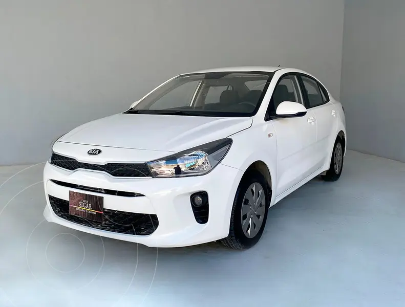 Foto Kia Rio Sedan L Aut usado (2020) color Blanco precio $209,000