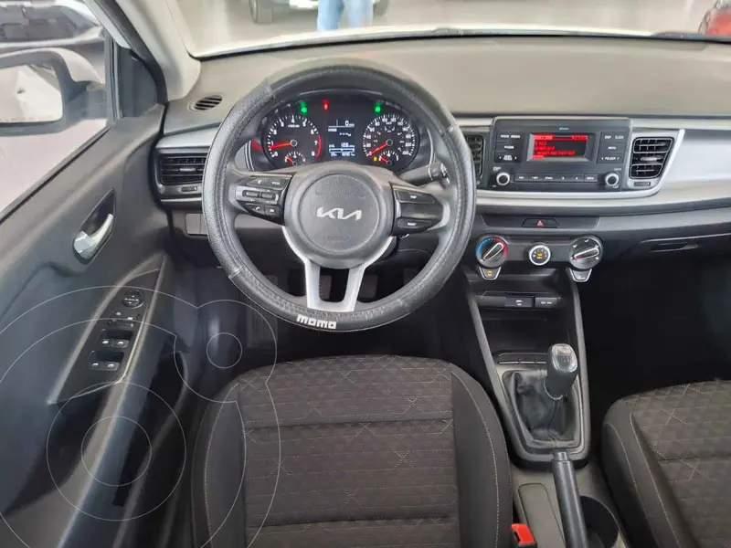 kia rio-sedan