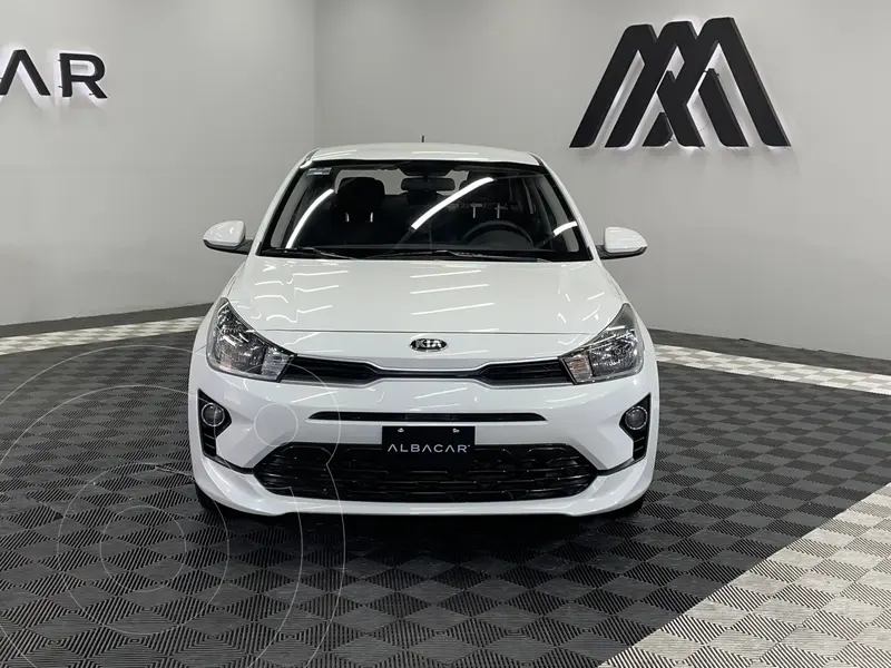 kia rio-sedan