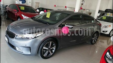 foto Kia Rio Sedán LX Aut usado (2017) color Gris precio $260,000