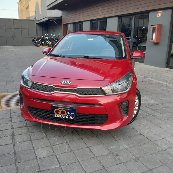 Foto Kia Rio Sedan LX usado (2018) color Rojo financiado en mensualidades(enganche $55,000 mensualidades desde $3,988)