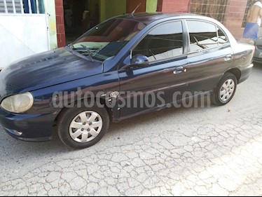 Foto venta carro usado Kia Rio RS Sinc. 1.3 (2001) color Azul precio u$s1.200