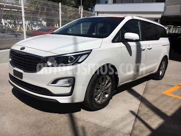 Kia Sedona EX usado (2019) color Blanco precio $540,000
