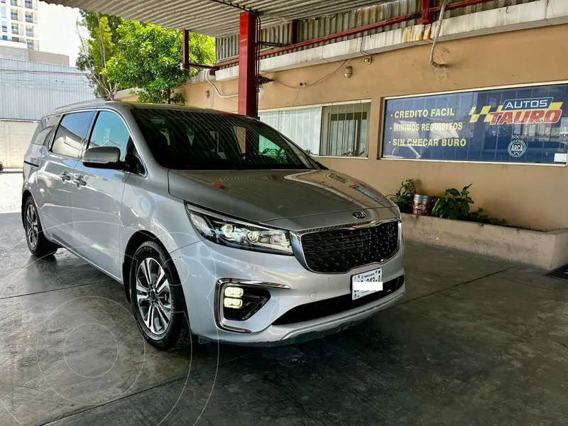 kia sedona