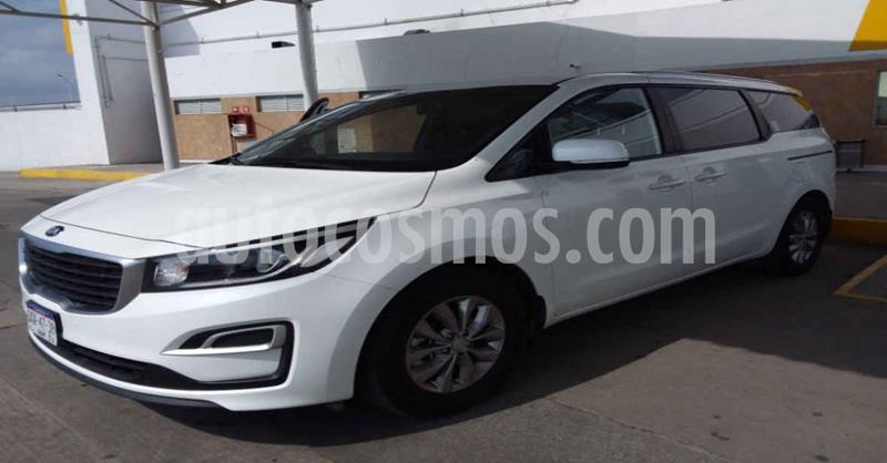Kia Sedona LX usado (2020) color Blanco precio $449,900