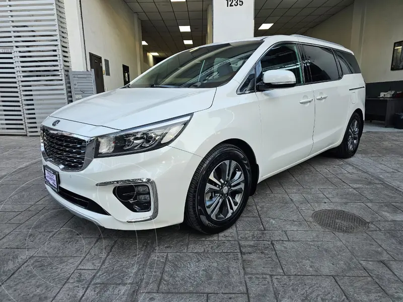 Foto Kia Sedona SXL usado (2019) color Blanco financiado en mensualidades(enganche $70,000 mensualidades desde $12,132)