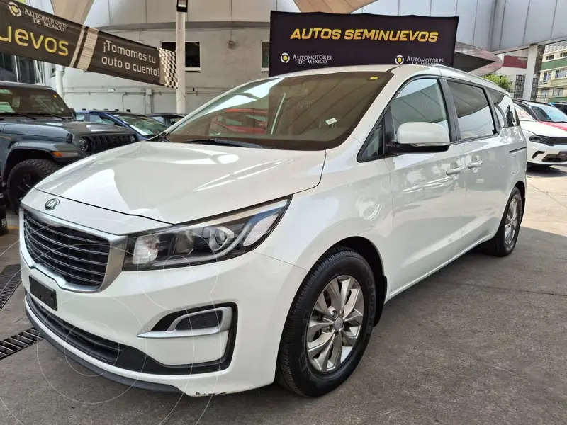 Foto Kia Sedona LX usado (2020) color Blanco Nieve financiado en mensualidades(enganche $64,805 mensualidades desde $7,253)