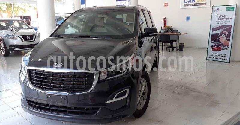foto Kia Sedona LX usado (2020) color Negro precio $479,900
