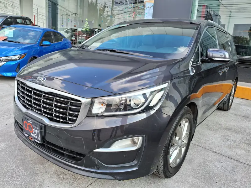Foto Kia Sedona EX Pack usado (2020) color Gris financiado en mensualidades(enganche $104,912 mensualidades desde $8,023)