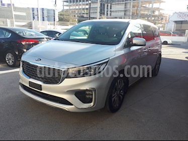 foto Kia Sedona SXL usado (2019) color Plata precio $680,000