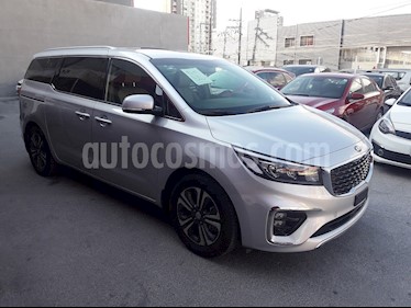 Foto Kia Sedona SXL usado (2019) color Plata precio $680,000