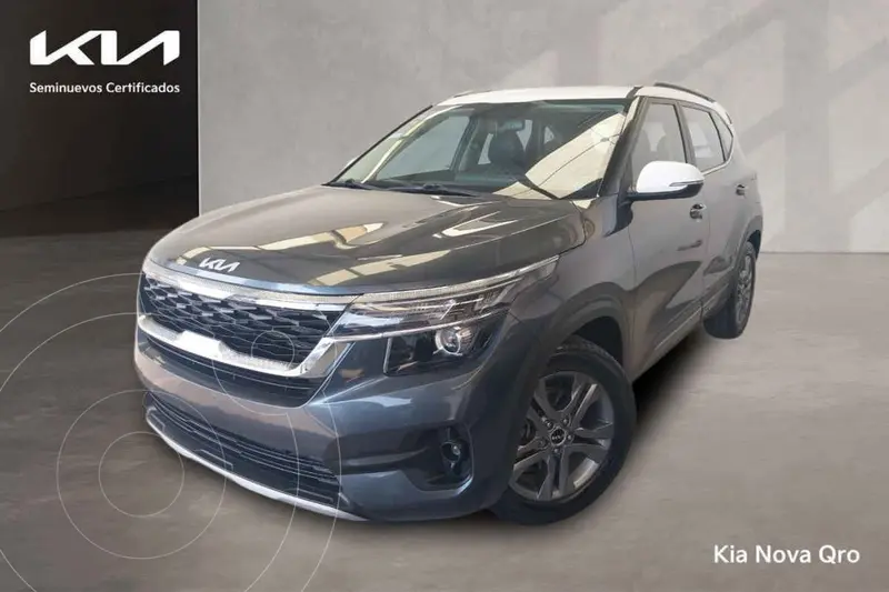 Foto Kia Seltos EX Pack usado (2022) color Gris financiado en mensualidades(enganche $98,100 mensualidades desde $8,421)