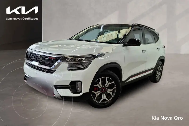 Foto Kia Seltos GT Line usado (2023) color Blanco financiado en mensualidades(enganche $115,812 mensualidades desde $9,942)