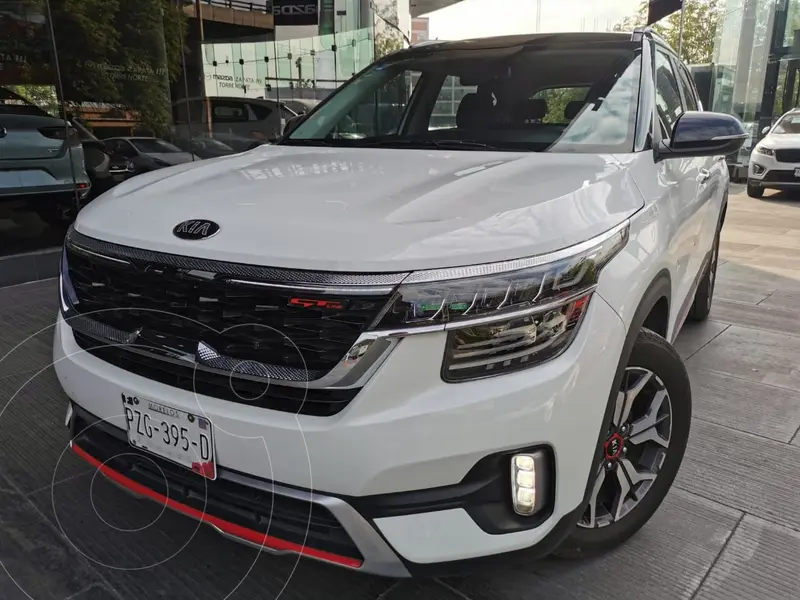 Foto Kia Seltos GT Line Aut usado (2020) color Blanco precio $434,000