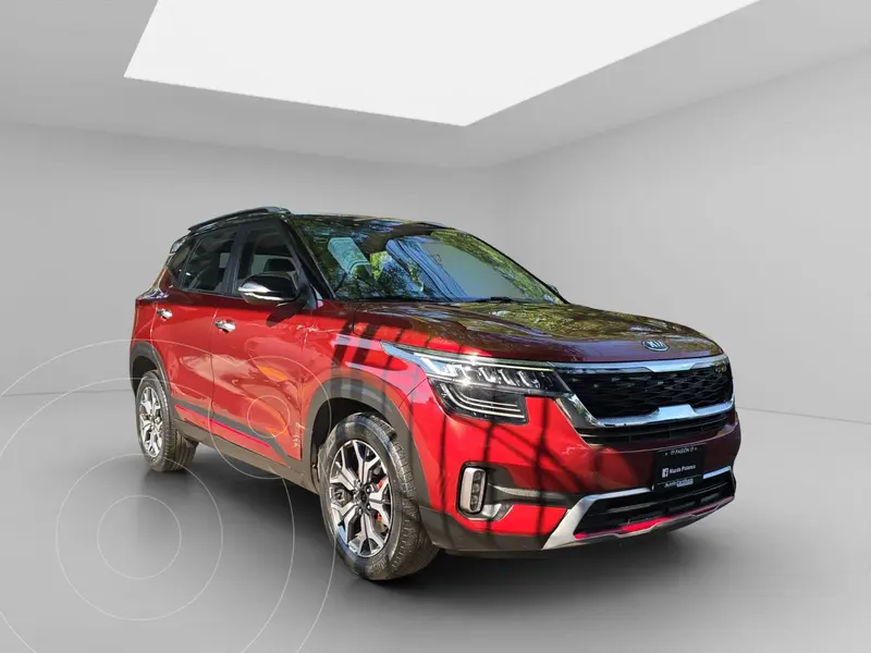 Foto Kia Seltos GT Line Aut usado (2020) color Rojo precio $290,000