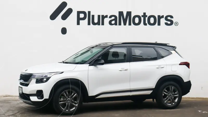 Foto Kia Seltos EX Pack usado (2021) color Blanco precio $319,000