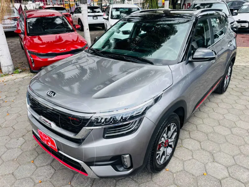 Foto Kia Seltos GT Line Aut usado (2020) color Gris financiado en mensualidades(enganche $79,819 mensualidades desde $7,090)