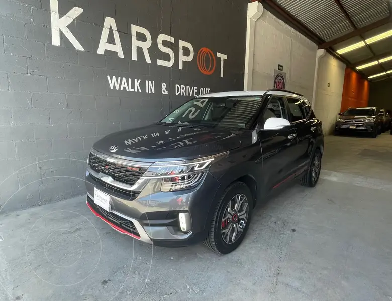 Foto Kia Seltos GT Line Aut usado (2020) color Gris financiado en mensualidades(enganche $124,607 mensualidades desde $9,082)