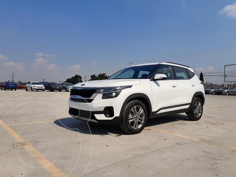 Kia Seltos EX PACK Aut usado (2020) color Blanco precio $384,900