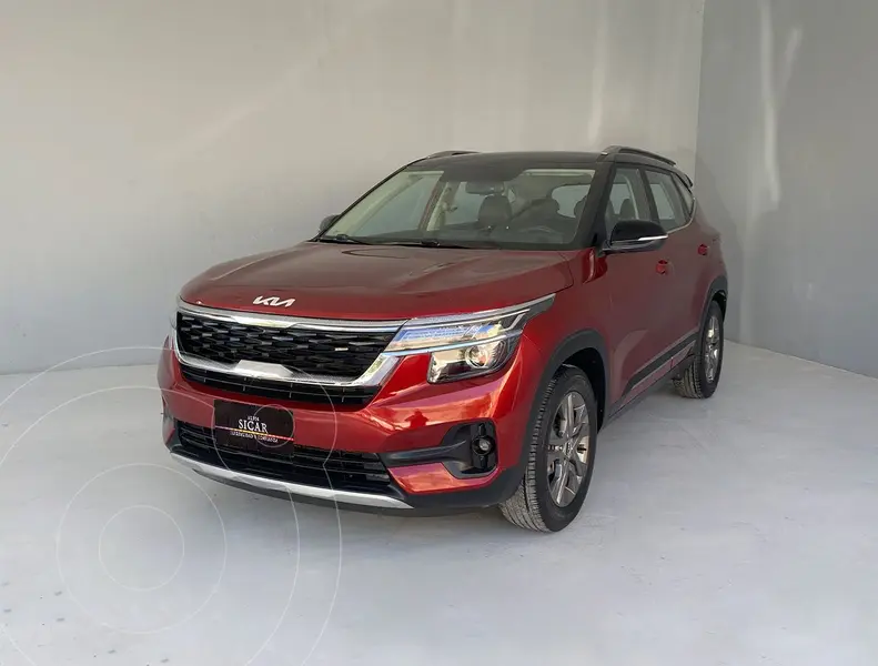Foto Kia Seltos EX Pack usado (2022) color Rojo precio $319,000