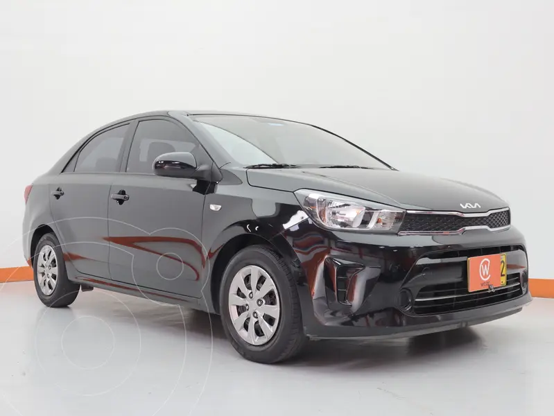 Foto KIA Soluto 1.4L Desire usado (2023) color Negro precio $51.990.000