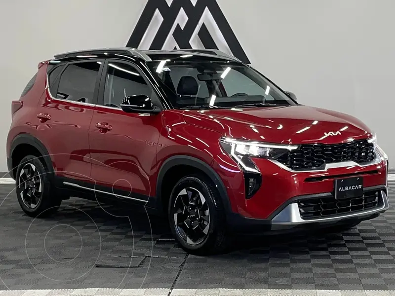 Foto Kia Sonet SX usado (2024) color Rojo precio $379,999