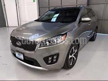 Foto Kia Sorento 5p SXL V6/3.3 Aut usado (2017) color Gris precio $450,000