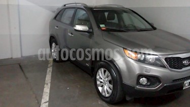 foto KIA Sorento EX 2.4 Aut Full 4x4 usado (2011) color Gris Oscuro precio $680.000