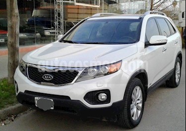 foto KIA Sorento EX 2.4 Aut Premium usado (2011) color Blanco precio $715.000