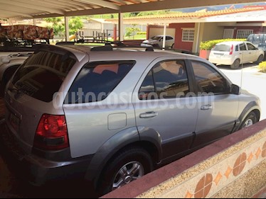 Foto venta carro usado Kia Sorento EX 3.8L Aut (2006) color Plata precio u$s5.000