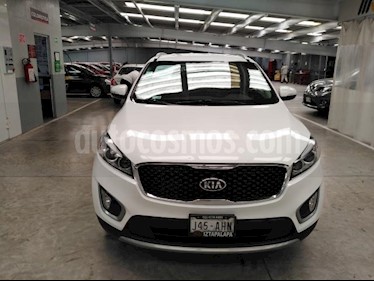 Kia Sorento 5P EX V6/3.3 AUT PACK NAV usado (2016) color Blanco precio $335,000