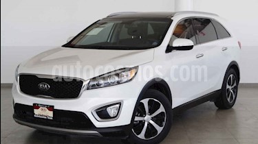 foto Kia Sorento 5 pts. EX PACK, V6 TA A/AC, Piel QCP GPS 7 pas. RA usado (2016) color Blanco precio $339,000