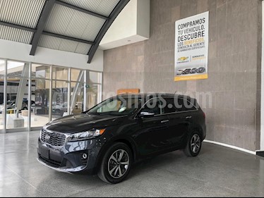 foto Kia Sorento 2.4L EX Pack usado (2019) color Gris precio $455,000