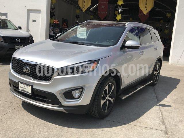 Kia Sorento 2.4L EX Pack usado (2017) color Plata precio $380,000
