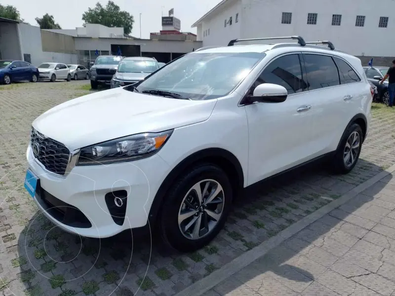 Foto Kia Sorento 2.4L EX usado (2019) color Blanco precio $350,000