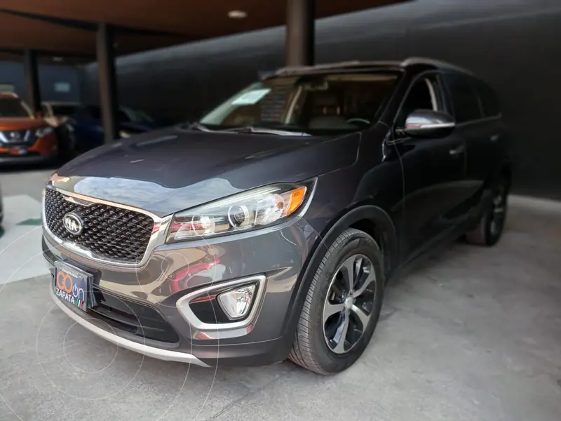 Foto Kia Sorento 3.3L EX Pack usado (2018) color Gris financiado en mensualidades(enganche $95,375 mensualidades desde $7,293)