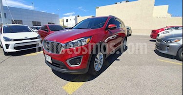 Kia Sorento 2.4L LX 5 Pas usado (2016) color Rojo precio $265,000