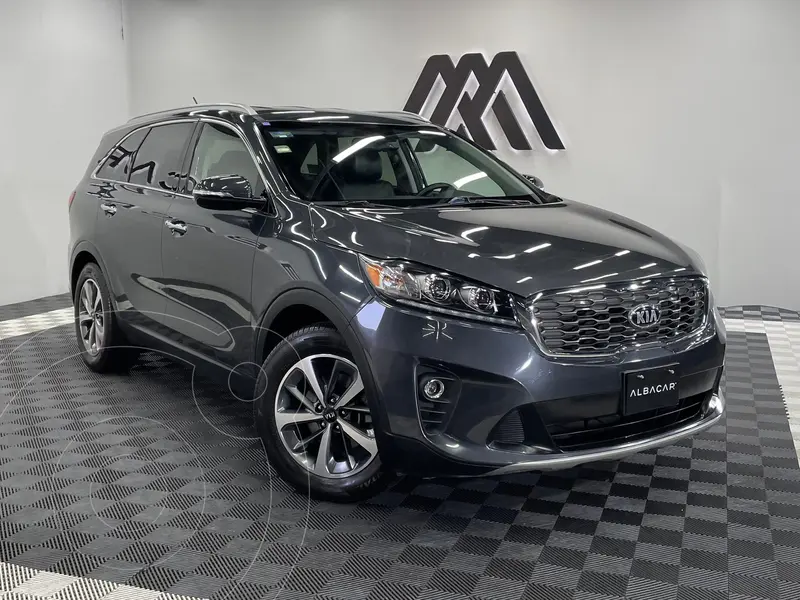 Foto Kia Sorento 3.3L EX Pack usado (2019) color Gris precio $352,999