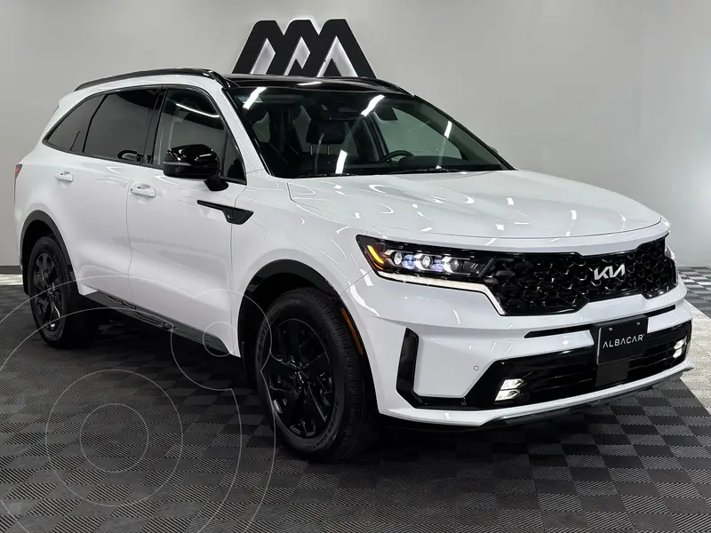 Foto Kia Sorento SXL usado (2023) color Blanco precio $639,999