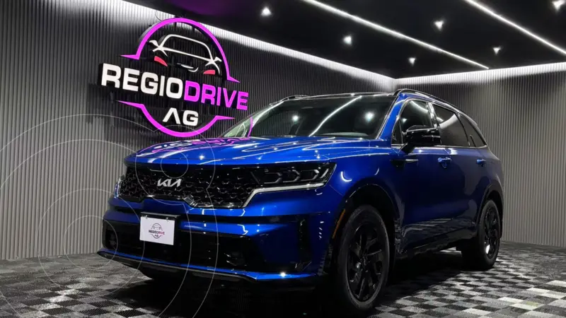 Foto Kia Sorento SX usado (2022) color Azul precio $679,900