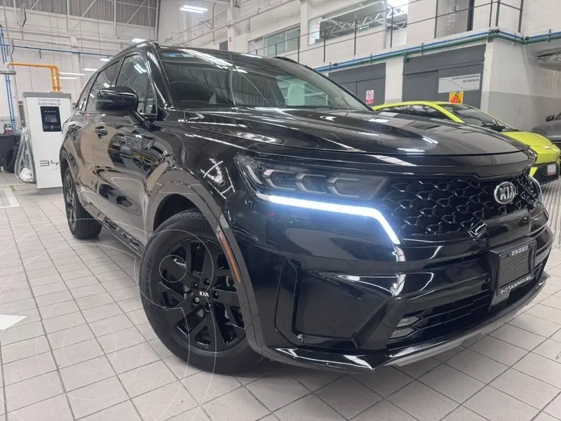 Foto Kia Sorento SX usado (2021) color Negro precio $519,900