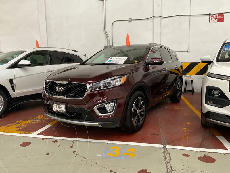 Foto Kia Sorento 3.3L EX Pack usado (2017) color Cereza Oscuro financiado en mensualidades(enganche $105,000 mensualidades desde $13,750)