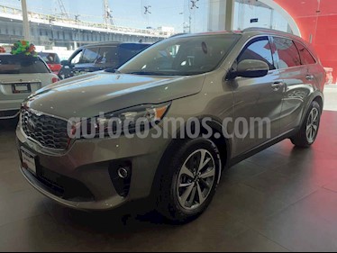 foto Kia Sorento 3.3L EX Pack Nav 7 Pas usado (2019) color Gris precio $529,000