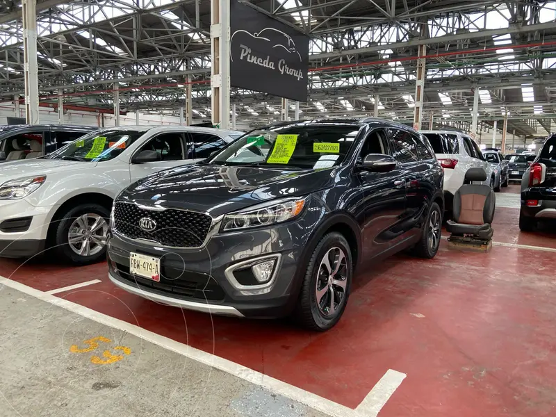 Foto Kia Sorento 3.3L EX usado (2018) color Azul Brillante financiado en mensualidades(enganche $85,000 mensualidades desde $9,000)