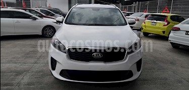 foto Kia Sorento 2.4L LX usado (2019) color Blanco precio $375,000