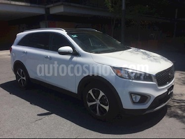 Kia Sorento 3.3L EX 7 Pas usado (2016) color Blanco precio $379,900