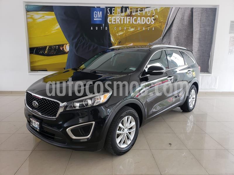 Foto Kia Sorento 2.4L LX 5 Pas usado (2016) color Negro precio $255,900