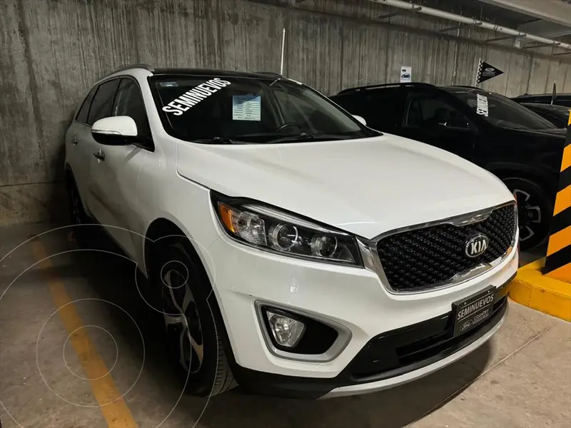 Foto Kia Sorento 3.3L EX Pack usado (2018) color Blanco precio $420,000