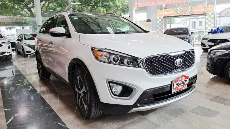 Foto Kia Sorento 3.3L EX Pack Nav AWD 7 Pas usado (2016) color Blanco precio $299,000