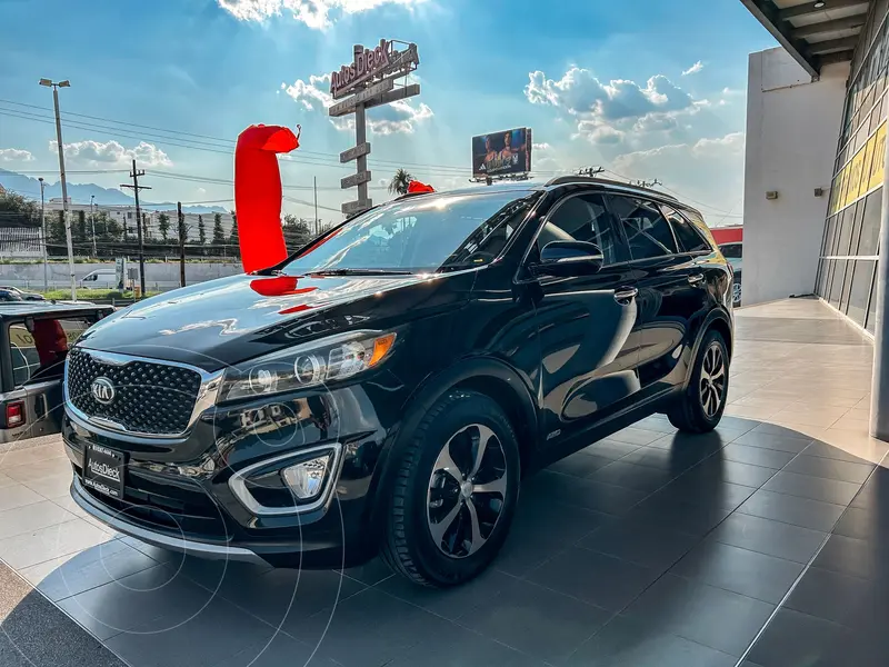 Foto Kia Sorento 3.3L EX Pack Nav AWD 7 Pas usado (2016) color Negro precio $249,000